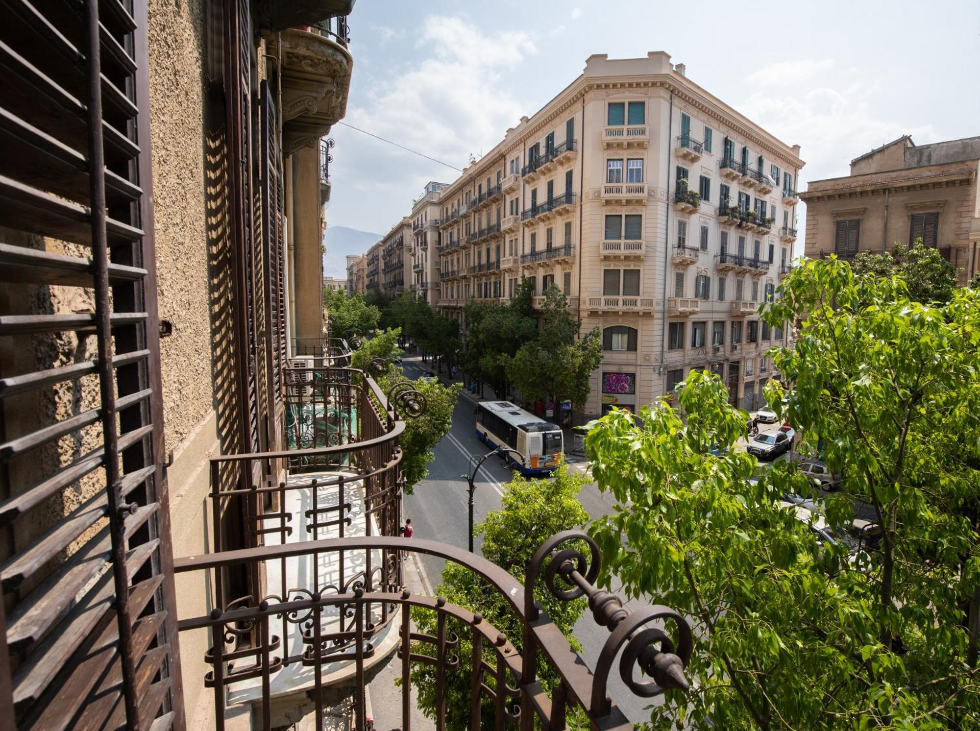 Galioto Sperlinga Luxury Boutique Apartments Palermo Buitenkant foto